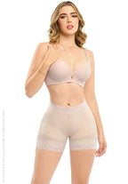 Short Levanta Cola Triple Realce